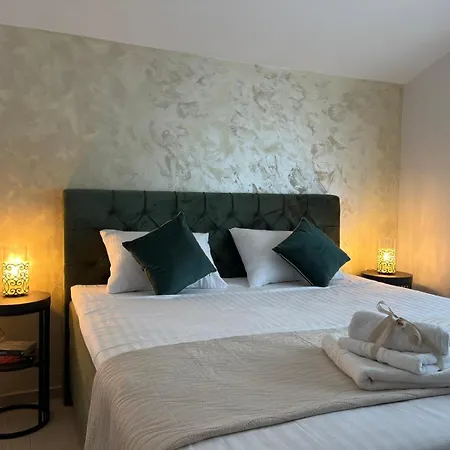 Didov Kameni Dvor-stone House&jacuzzi Radonic