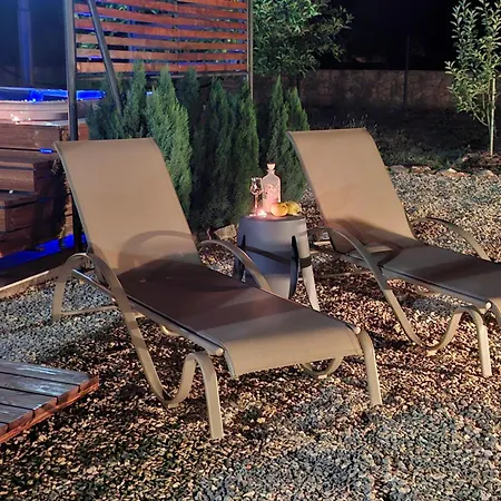 Didov Kameni Dvor-stone House&jacuzzi 别墅